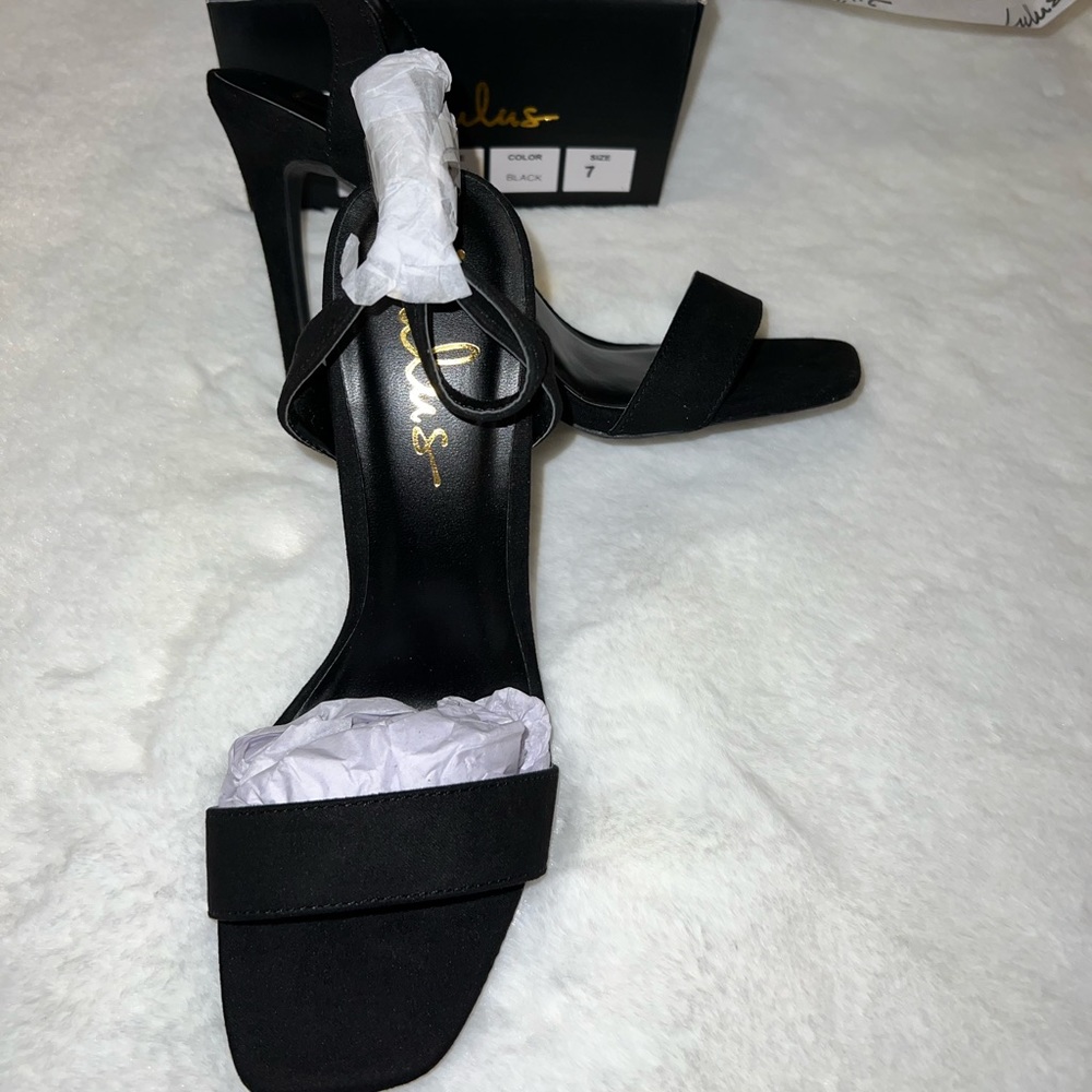 Lulus black heels size 7